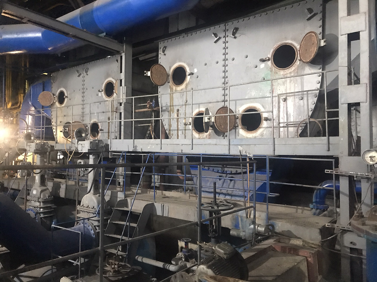 Vệ sinh thiết bị trao đổi nhiệt turbine hơi